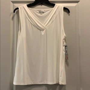 NWT Tahari white v-neck blouse